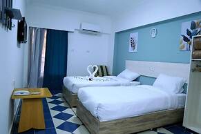 Lamera Hotel.