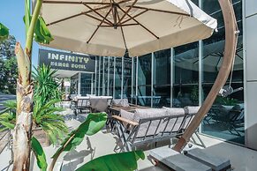 infinity hotel