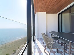LIV Mackenzie Beach Suites