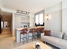 LIV Mackenzie Beach Suites