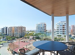 LIV Mackenzie Beach Suites