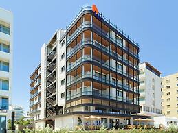 LIV Mackenzie Beach Suites