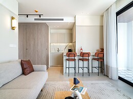 LIV Mackenzie Beach Suites