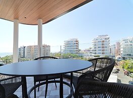 LIV Mackenzie Beach Suites