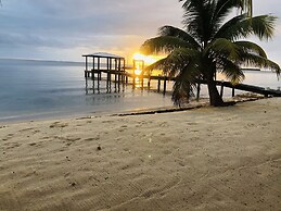 Coral Cove Inn