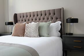 Avari Apartments - Hatton Collection