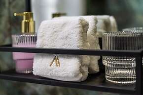 Avari Apartments - Hatton Collection
