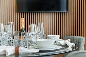 Avari Apartments - Hatton Collection