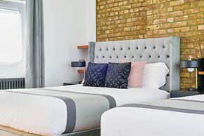 Avari Apartments - Hatton Collection