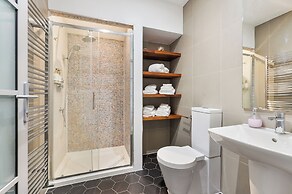 Avari Apartments - Hatton Collection