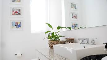Siaan Betine 4br Deluxe PDC