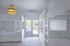 Sun Lovers Hostel