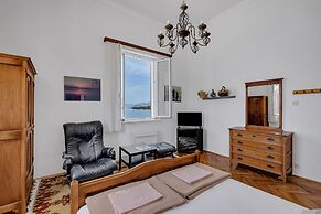Beach rooms Riviera