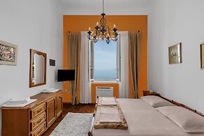Beach rooms Riviera