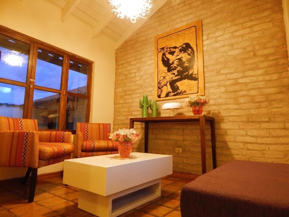 HOTEL KUTTY WASI SUITES