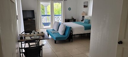 Villa Serenity by the water