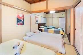 North Shinjuku house