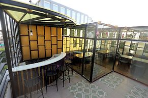 Palace inn