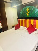 Fields Palace Hotel