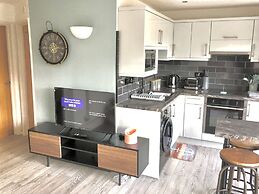 Torpoint - Apartment - Sleeps4 - Seaside - Parking