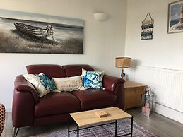 Torpoint - Apartment - Sleeps4 - Seaside - Parking