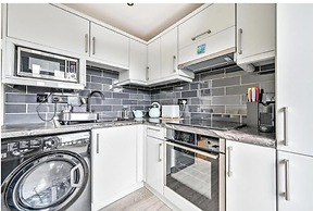 Torpoint - Apartment - Sleeps4 - Seaside - Parking
