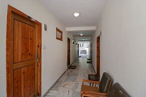 Fabhotel Shandela