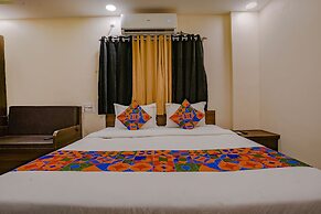 Fabhotel Royal Inn Ns