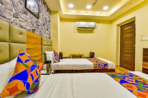 Fabhotel Raj Palace I