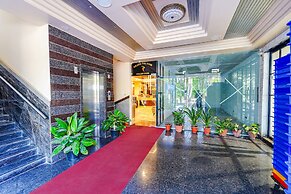 FabHotel Grand View Inn