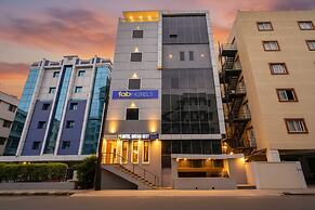 FabHotel Frenotel - Madhapur