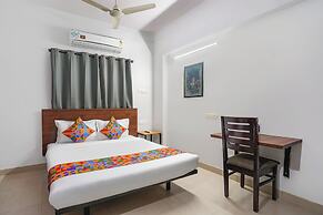 FabHotel Frenotel - Madhapur
