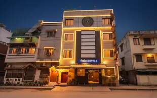 FabHotel Yug Villa