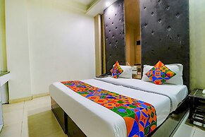FabHotel Yug Villa