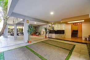 FabHotel Royce Studio