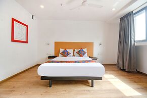 FabHotel Alpha Center
