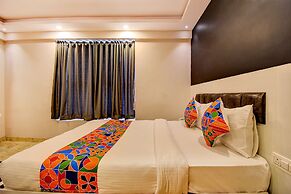 FabHotel Cozzy Inn