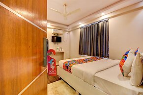 FabHotel Cozzy Inn