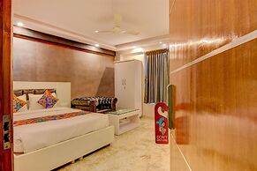 FabHotel Cozzy Inn