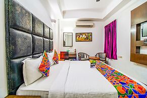 Fabhotel Cameron