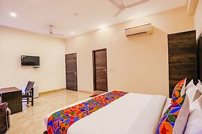 Fabhotel The Kiara