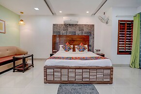 FabHotel Vardhan House I