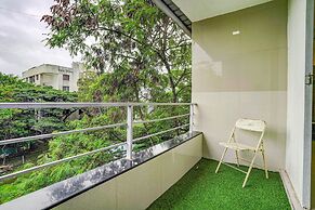 FabHotel Vardhan House I