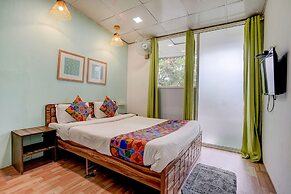 FabHotel Vardhan House I