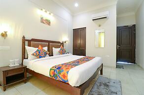 Fabhotel K9 Villa