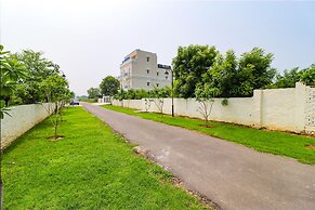 Fabhotel K9 Villa