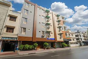 Fabhotel Lime Tree