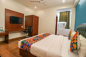Fabhotel Lime Tree