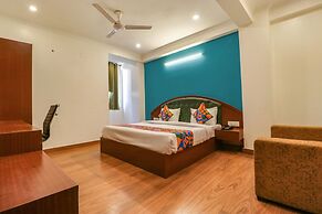 Fabhotel Lime Tree