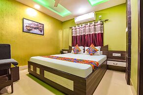 Fabhotel Dreamland